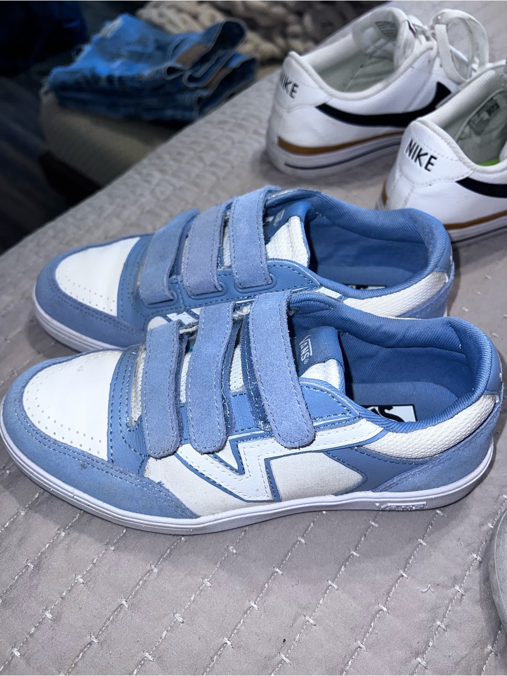 Vans Women’s Light Blue and White Velcro Low-Top Sneakers